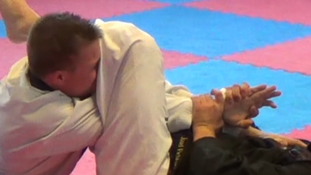 Josef Fichtner beim Taekwondo Holzkirchen-Training - Taekwondo Holzkirchen statt MMA in Holzkirchen